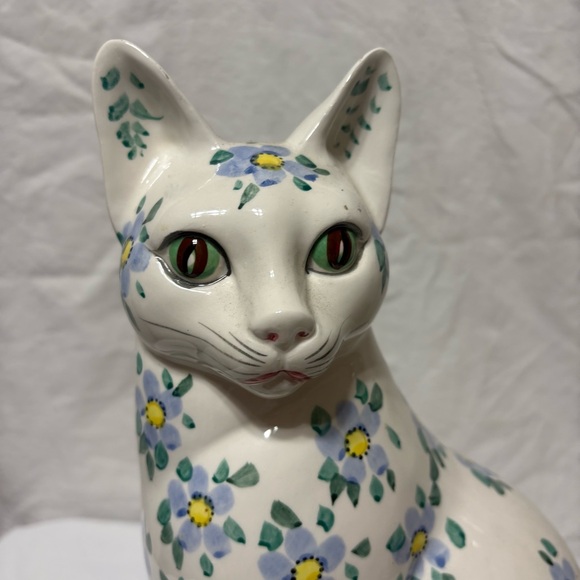 Rare Vintage Norleans porcelain cat figurine with blue and yellow floral design - Picture 3 of 9